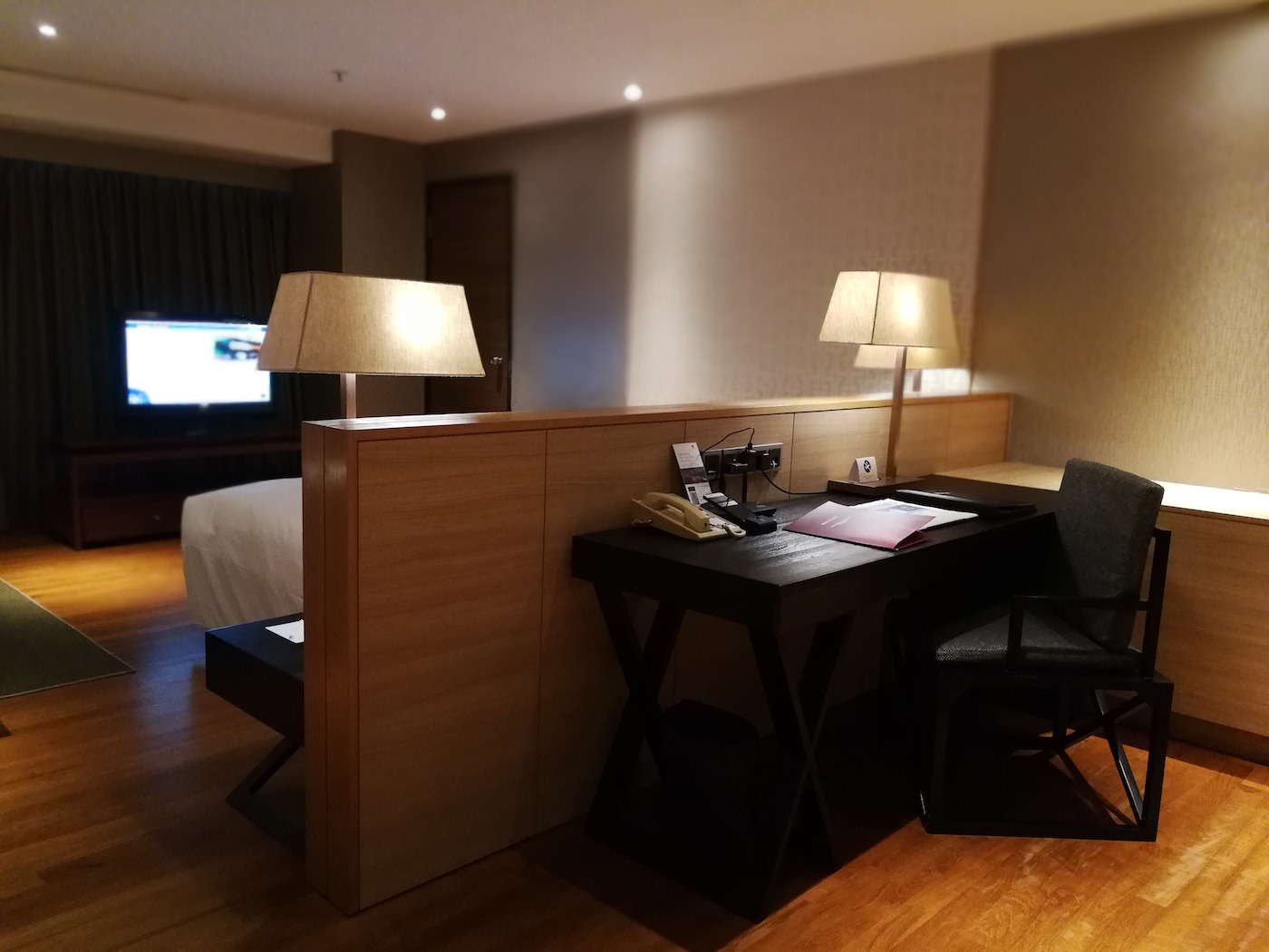 Grand Mecure Roxy Singapore - Savour BlackBookAsia Hotel Review
