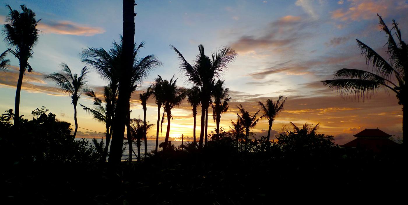  Hotel Tugu Bali Renjang Room Ocean and Sunset View
