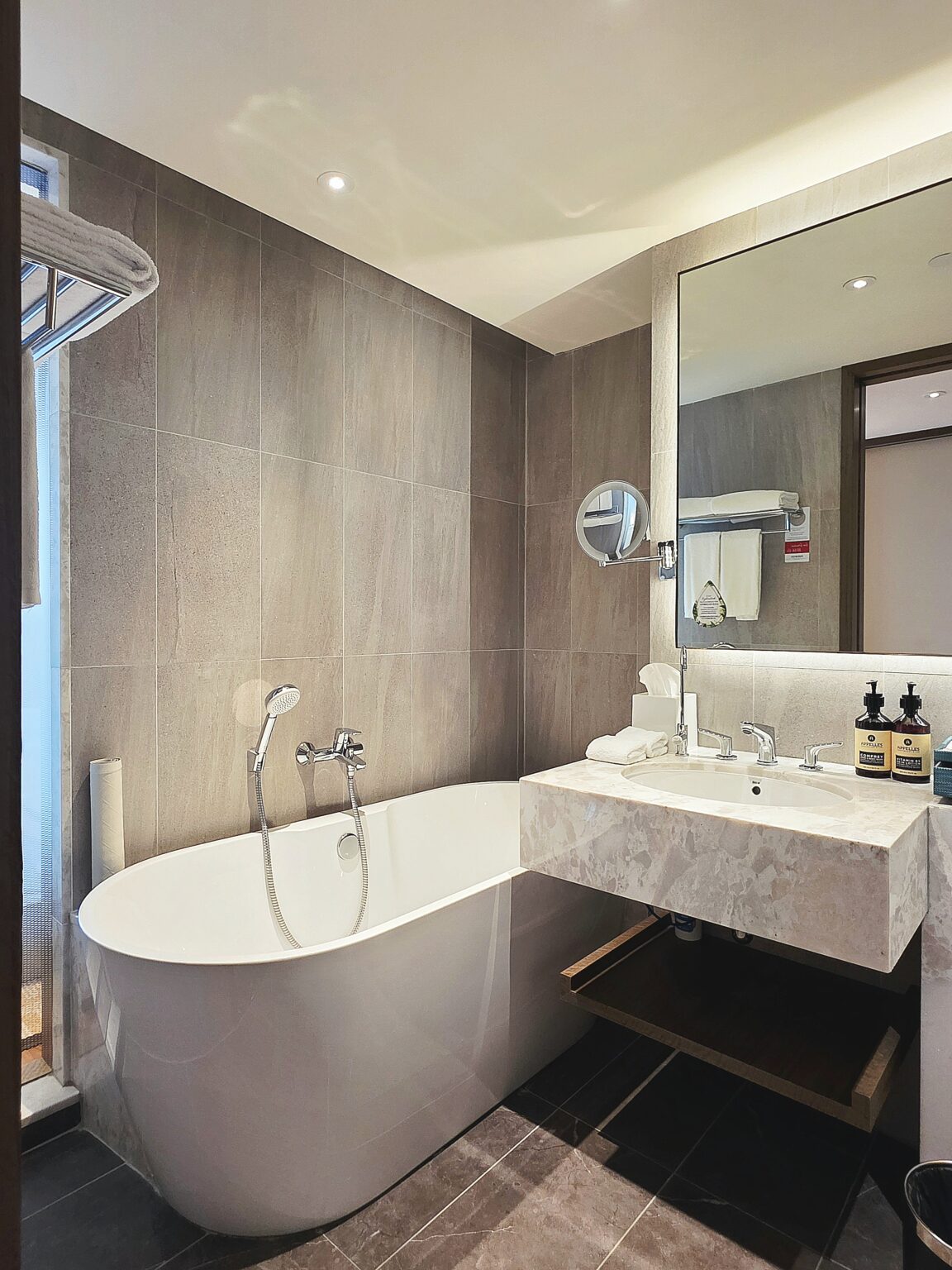PARKROYAL on Beach Road - An Elevated Residential Sanctuary - Savour ...
